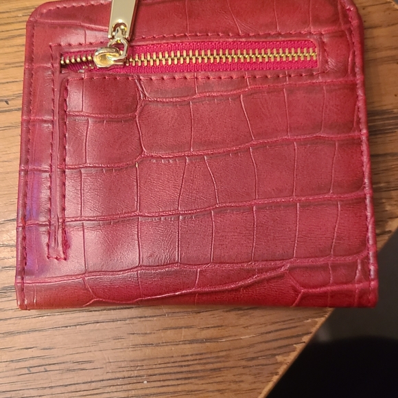 Small Red wallet - Picture 2 of 6